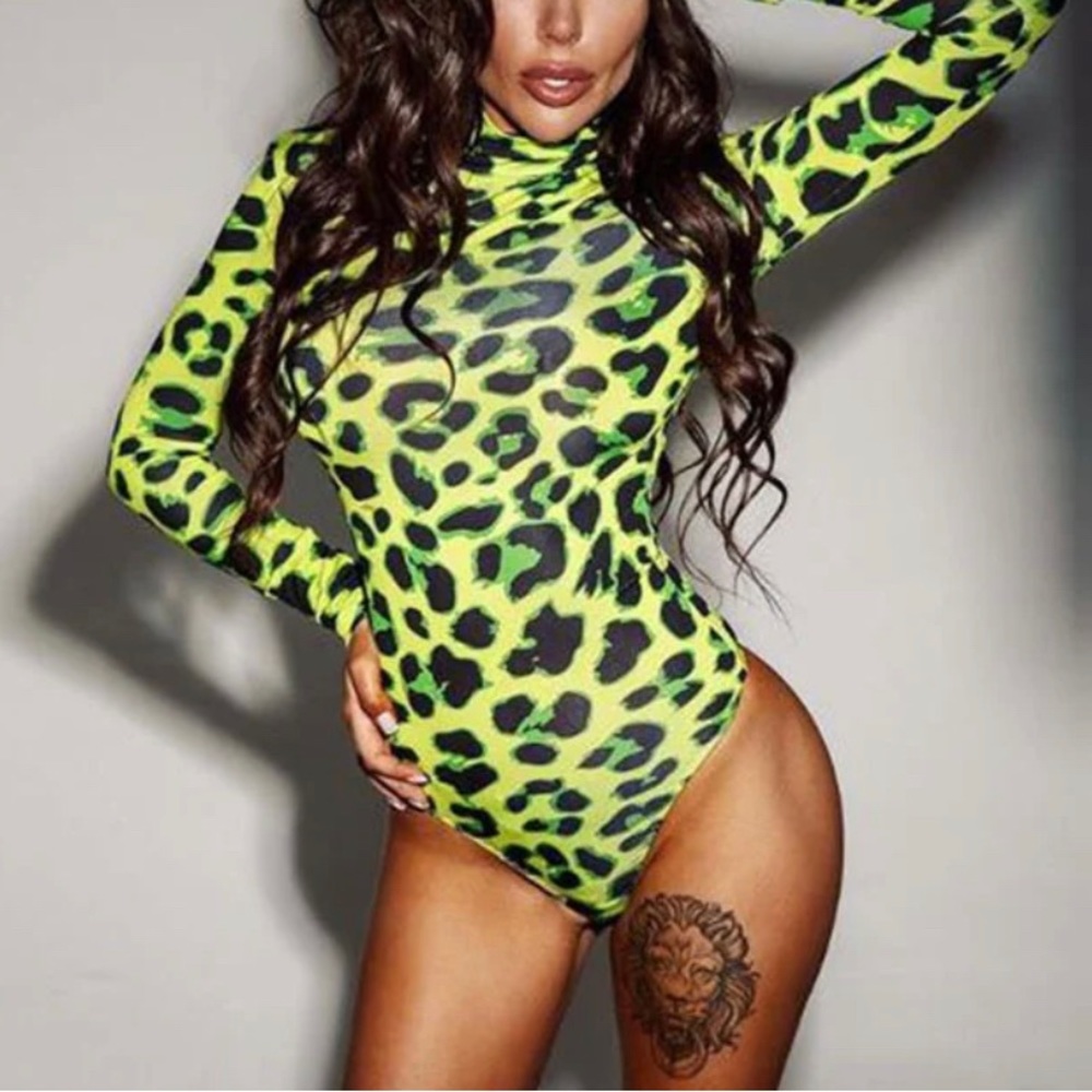 Neon Leopard - Picture 3 of 4